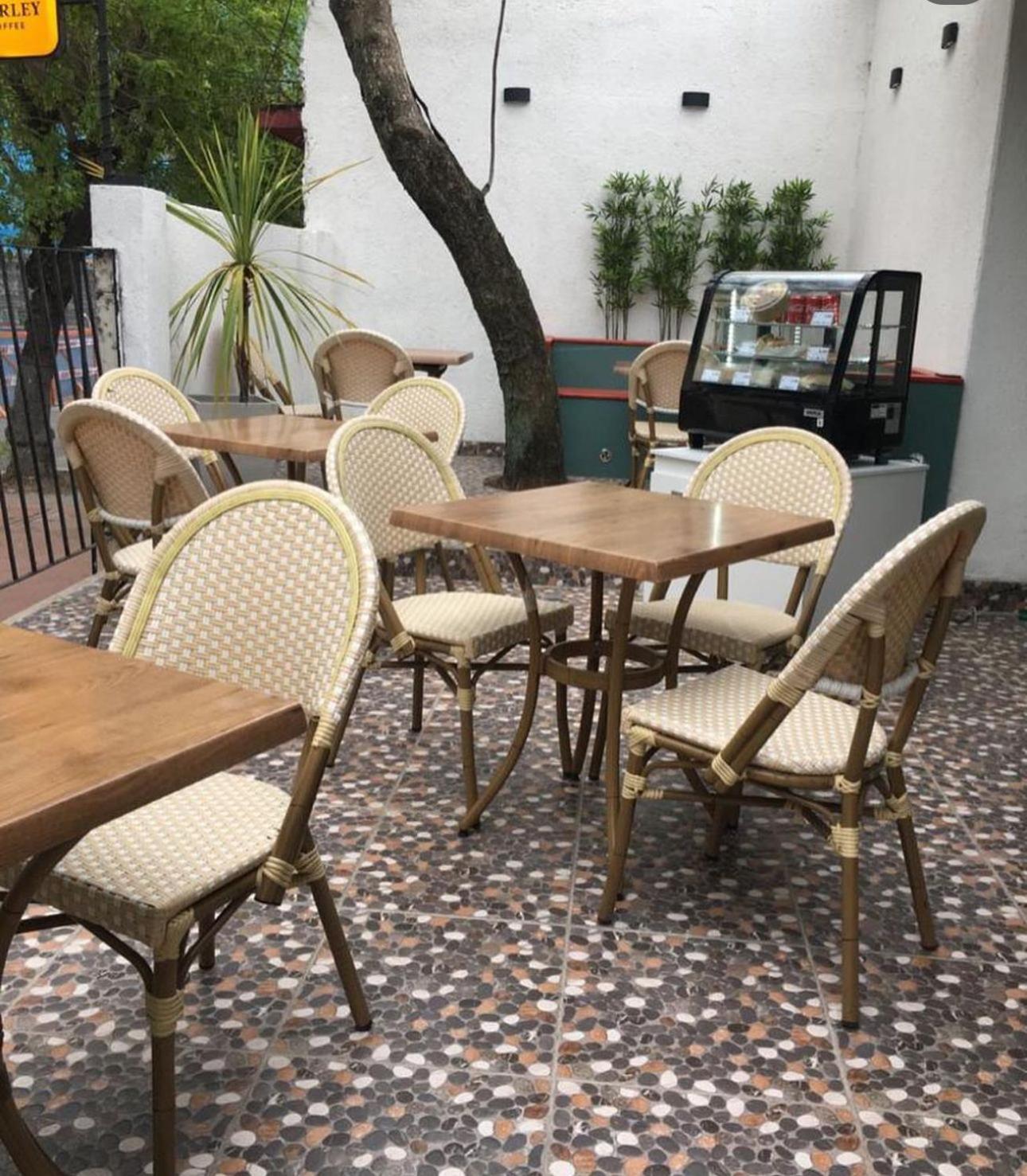 Oriente Hostal