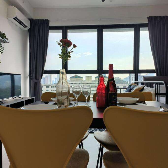 New Urban Suite Majestics 3BR Homestay at Georgetown BY URBAN STAYCATION LOD PULSE photo 3