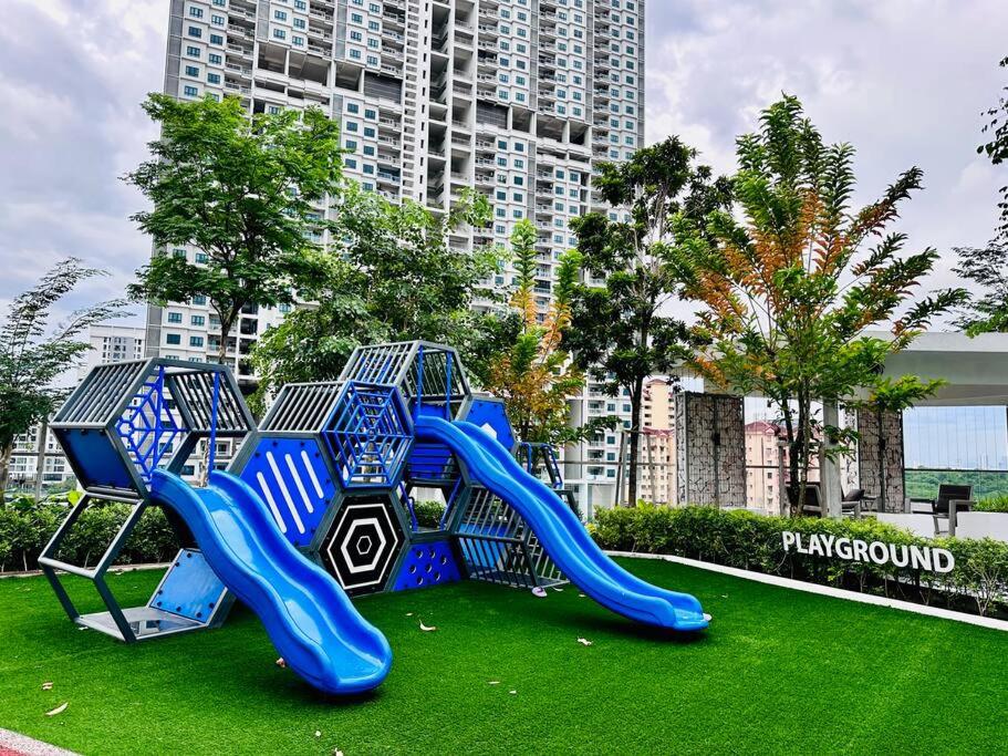 New Urban Suite Majestics 3BR Homestay at Georgetown BY URBAN STAYCATION LOD PULSE