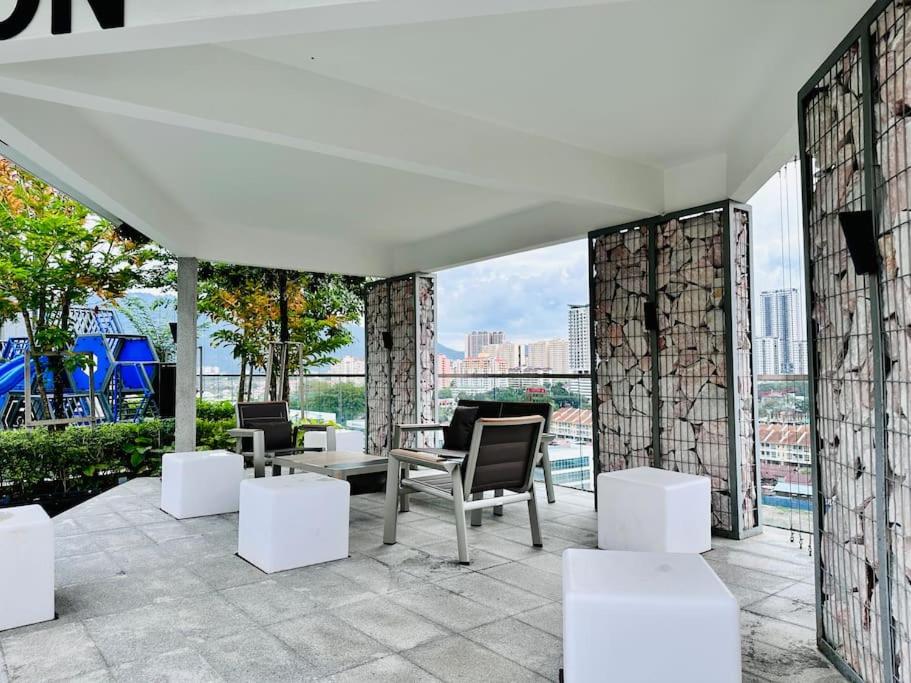 New Urban Suite Majestics 3BR Homestay at Georgetown BY URBAN STAYCATION LOD PULSE