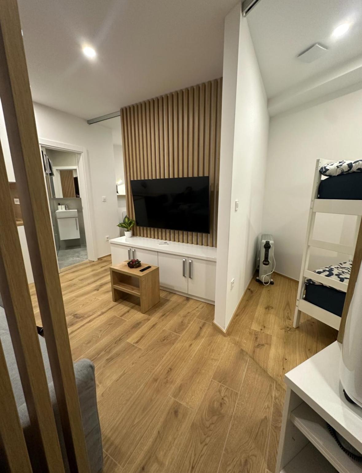 Apartma Tisa Bohinj-no outside windows