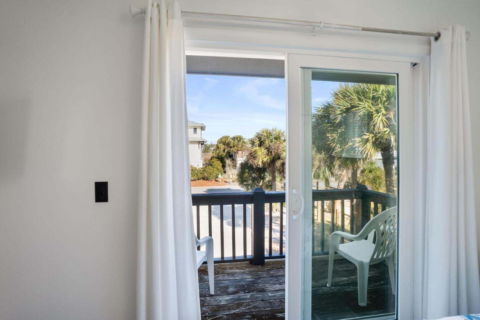 474 Tarpon Blvd view 3