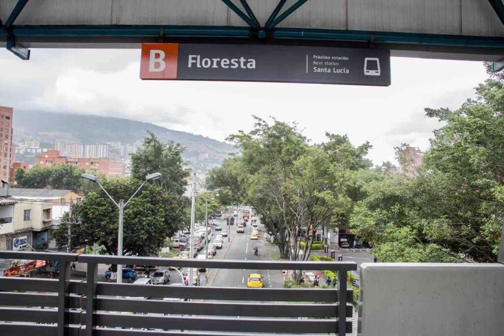 Apartamento acogedor barrio la Floresta Medellín