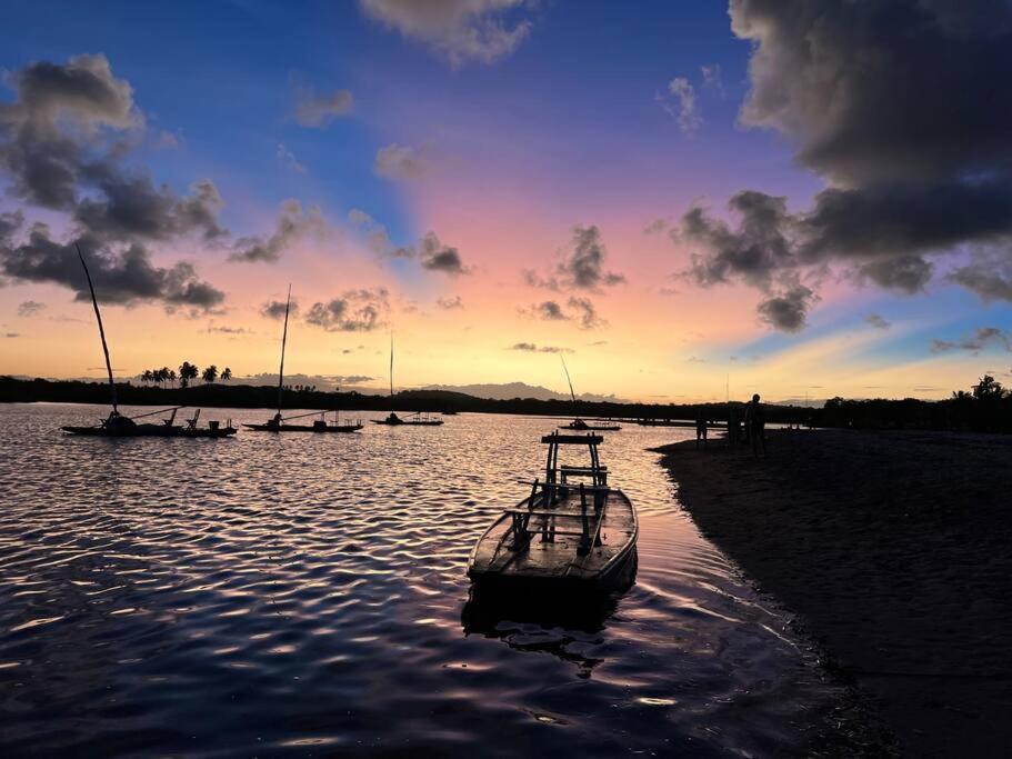 lindo flat no coração de porto de galinhas PB-308