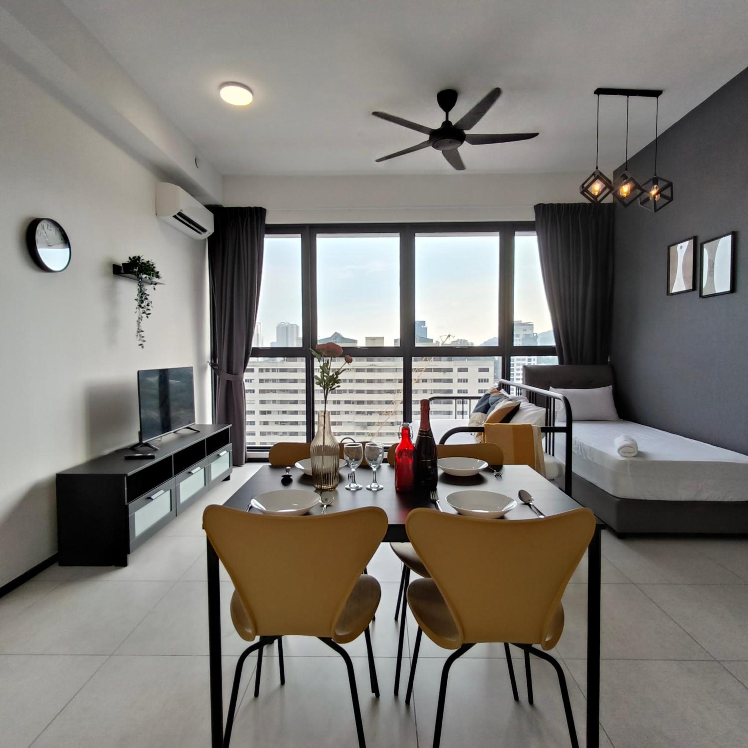 New Urban Suite Majestics 3BR Homestay at Georgetown BY URBAN STAYCATION LOD PULSE