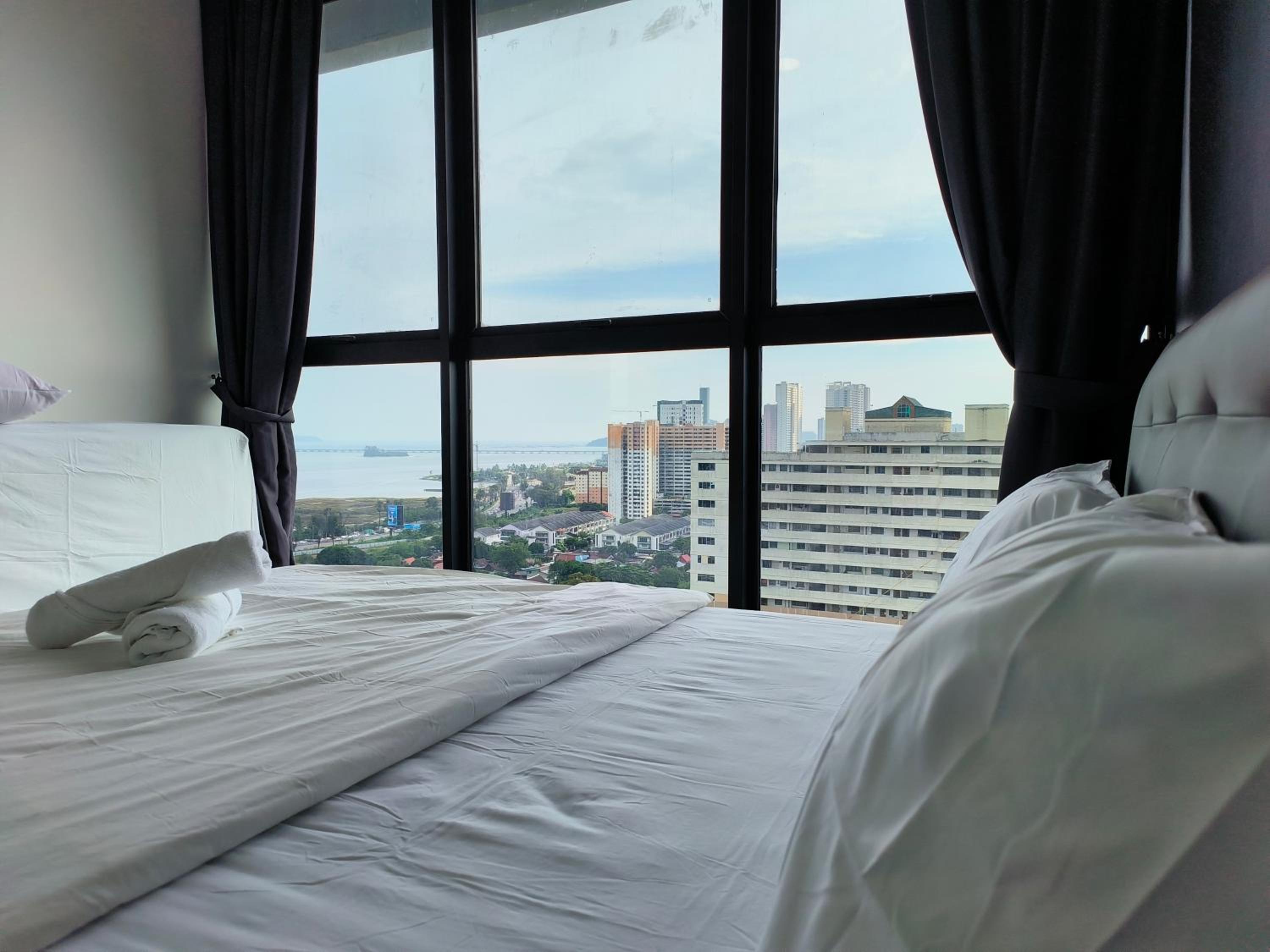 New Urban Suite Majestics 3BR Homestay at Georgetown BY URBAN STAYCATION LOD PULSE