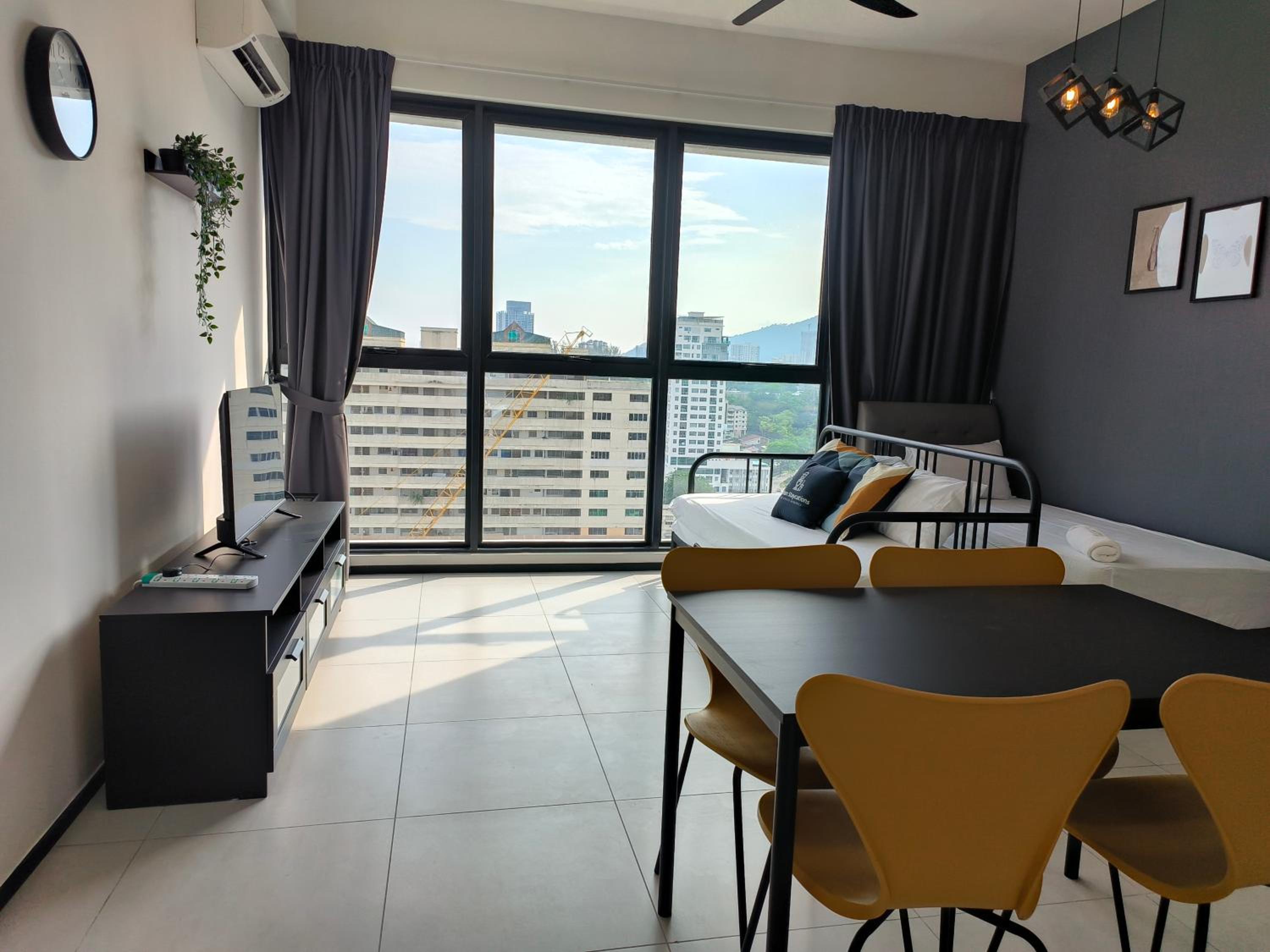 New Urban Suite Majestics 3BR Homestay at Georgetown BY URBAN STAYCATION LOD PULSE