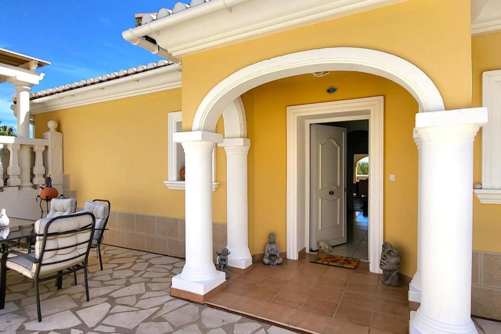 Villa Flor de Neu view 2