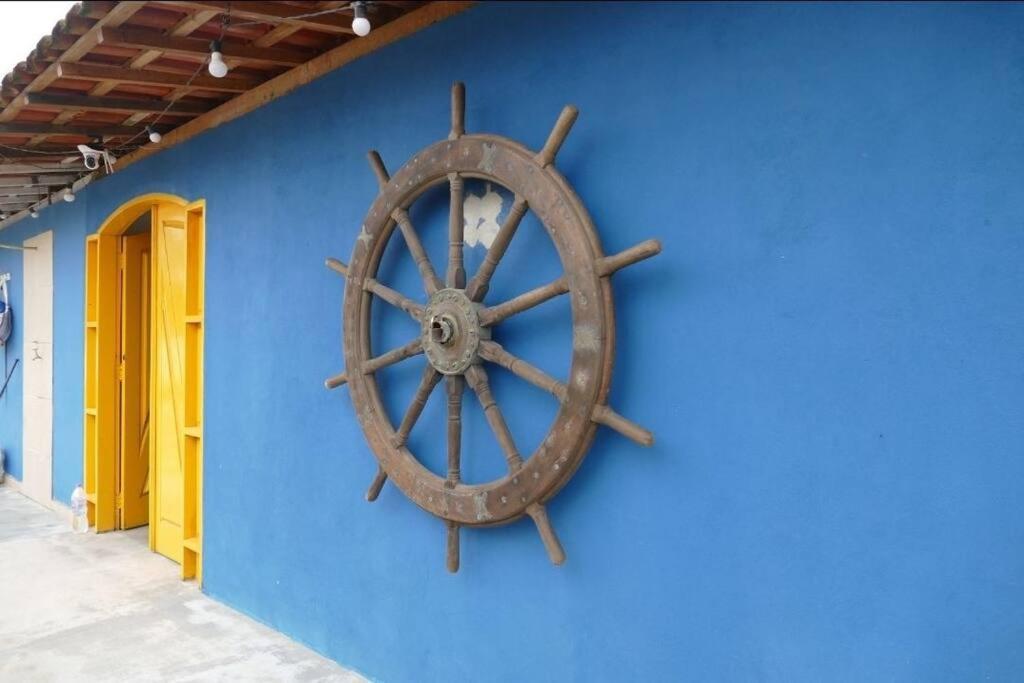 Casa pé na areia frente ao mar. Praia da Juréia.