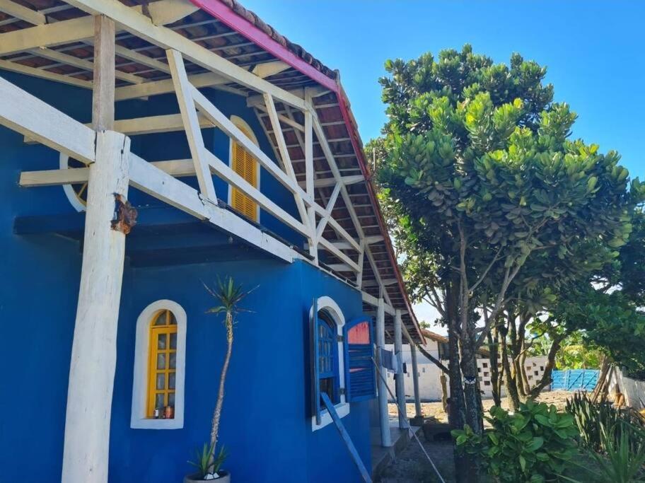Casa pé na areia frente ao mar. Praia da Juréia.