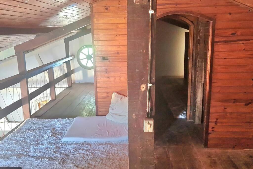 Casa pé na areia frente ao mar. Praia da Juréia.