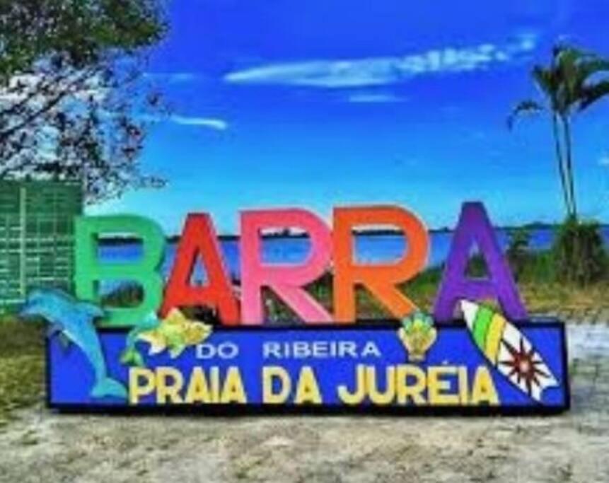 Casa pé na areia frente ao mar. Praia da Juréia.