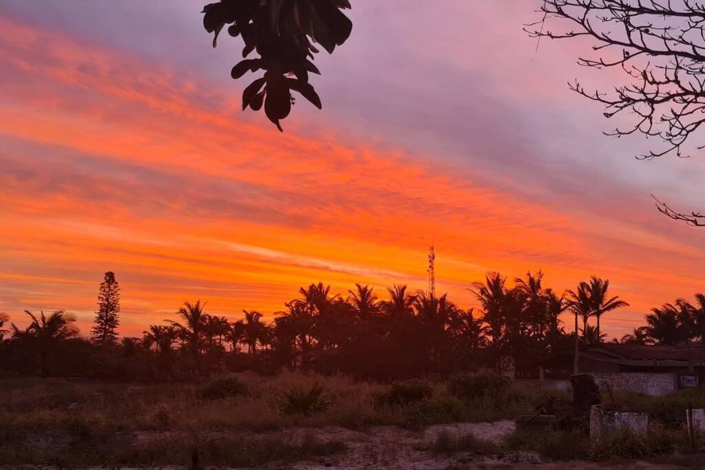 Casa pé na areia frente ao mar. Praia da Juréia.