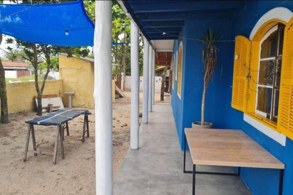 Casa pé na areia frente ao mar. Praia da Juréia.