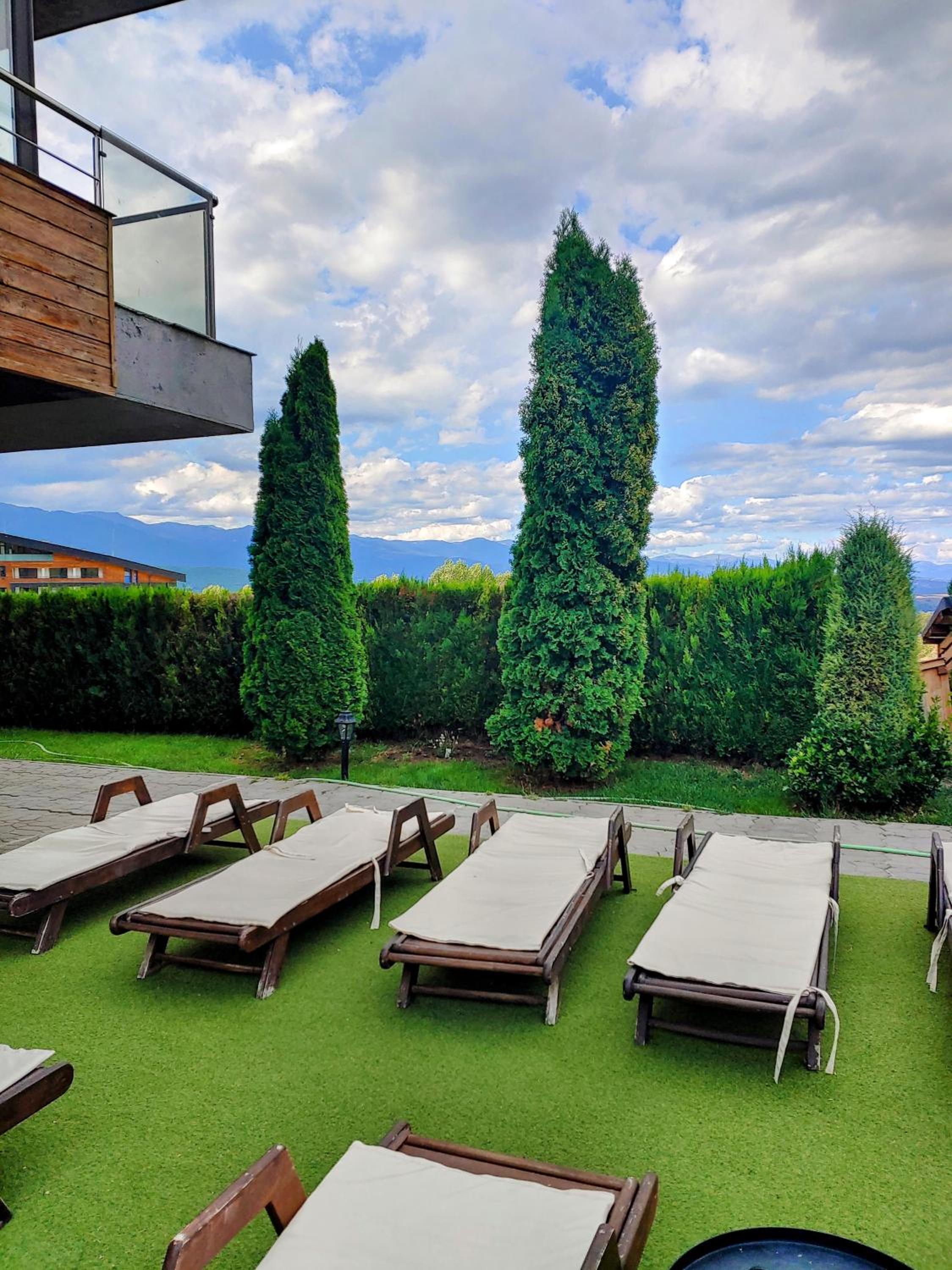 Sunrise View with Free SPA and Bottle of Wine in Cornelia Deluxe Residence, free Parking