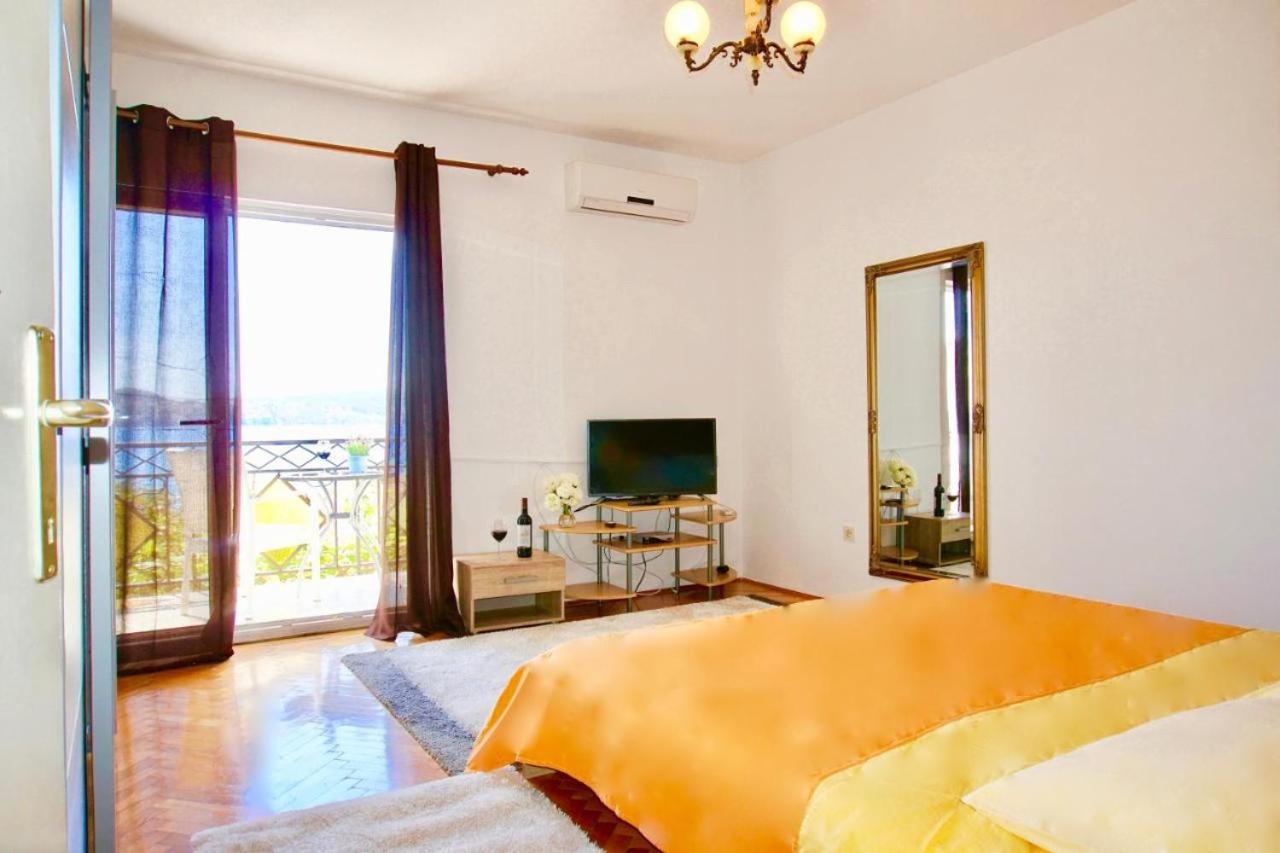 Beach apartments Burano view 5