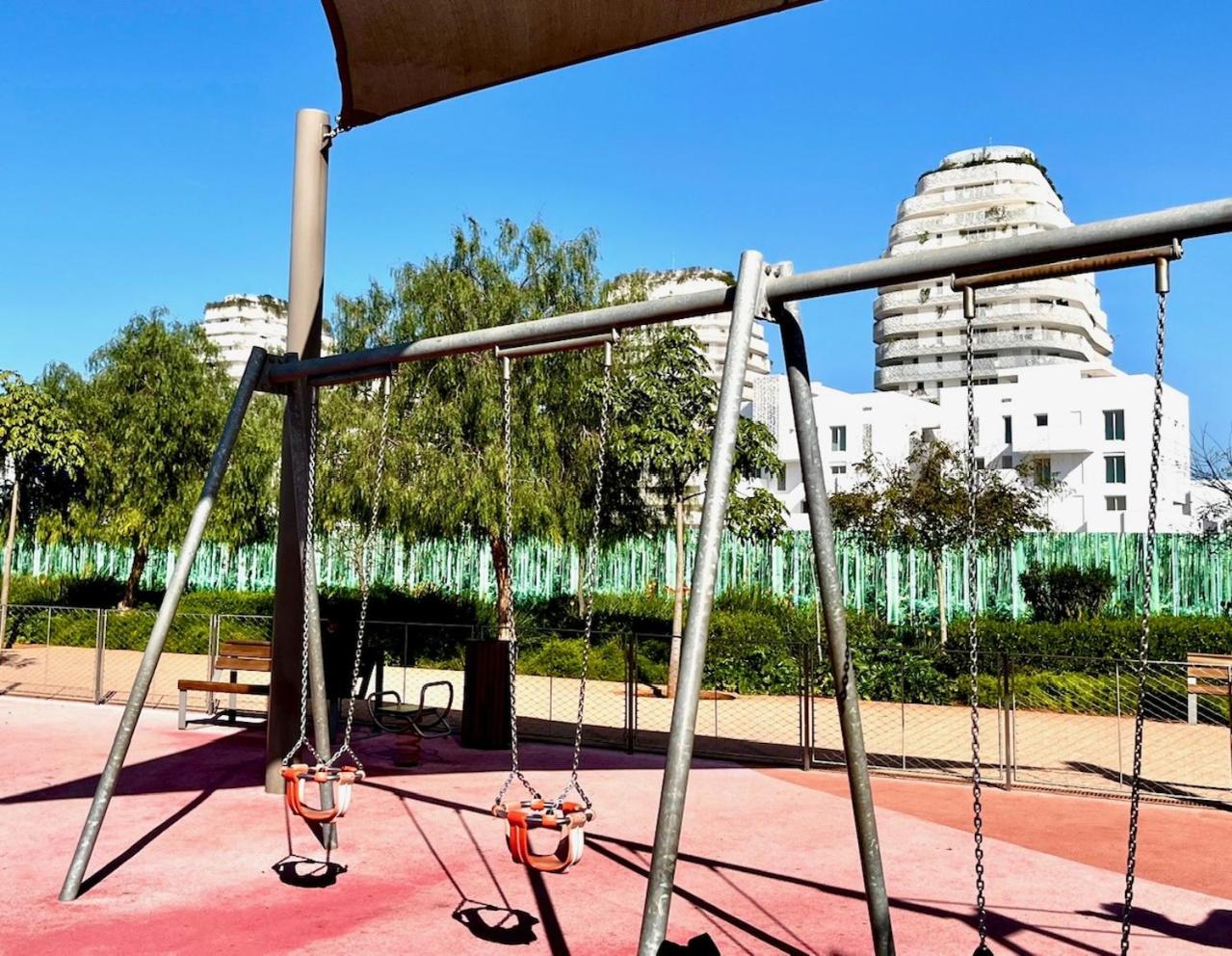 Anfa Finance City CFC! Magnifique Apt Tours Végétales, grande terrasse, piscine, parking view 5