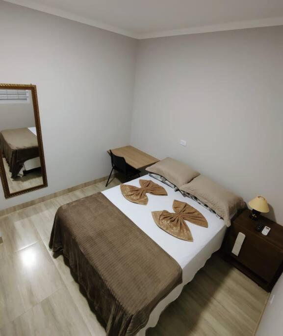 Casa luxuosa em região central (Próximo ao Aeroporto)