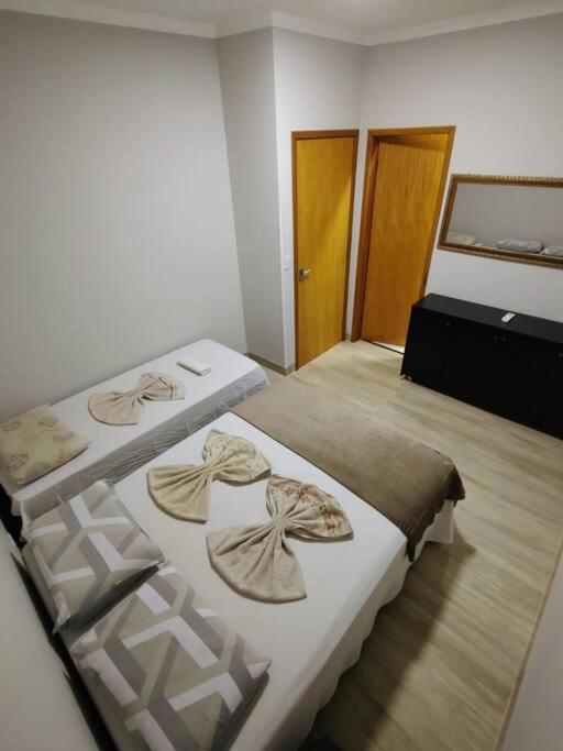 Casa luxuosa em região central (Próximo ao Aeroporto)