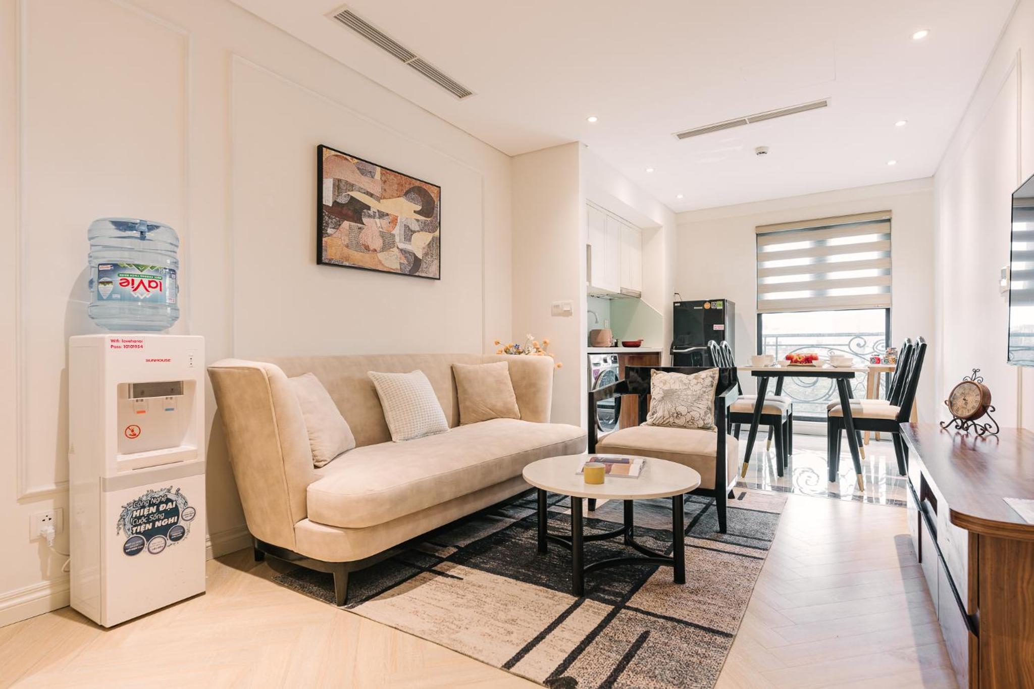 T Place Luxury Apartment Hoan Kiem Lake by SSens Homes