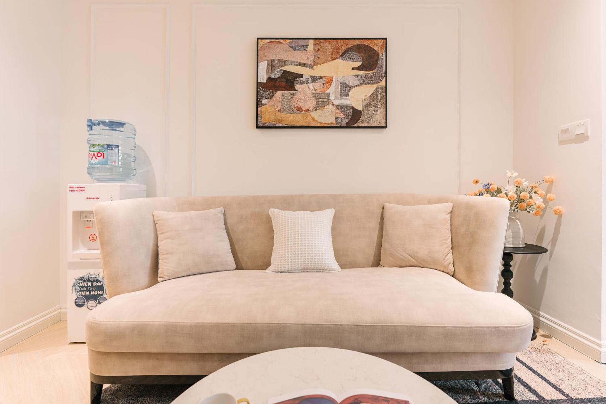 T Place Luxury Apartment Hoan Kiem Lake by SSens Homes