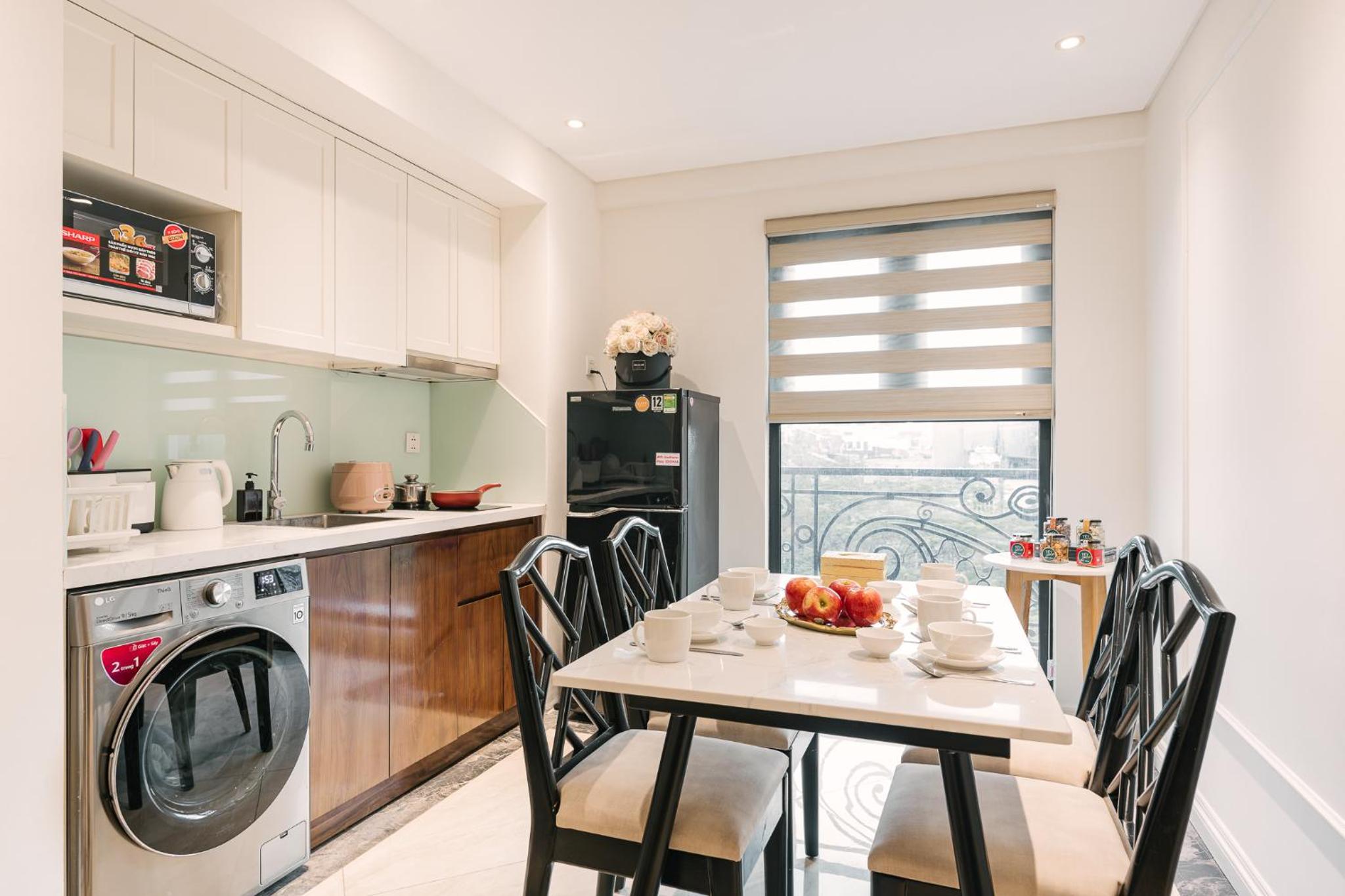 T Place Luxury Apartment Hoan Kiem Lake by SSens Homes