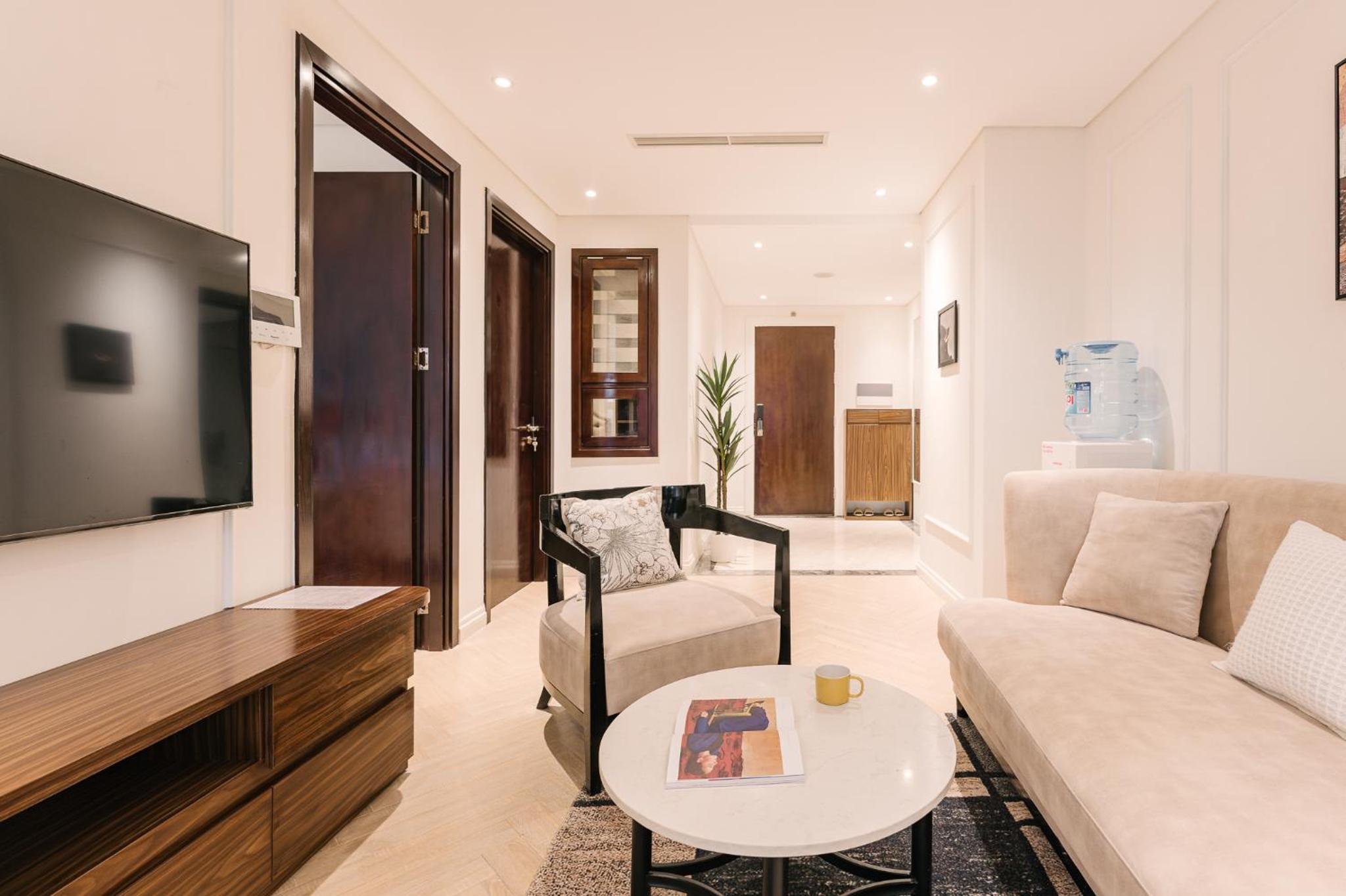 T Place Luxury Apartment Hoan Kiem Lake by SSens Homes