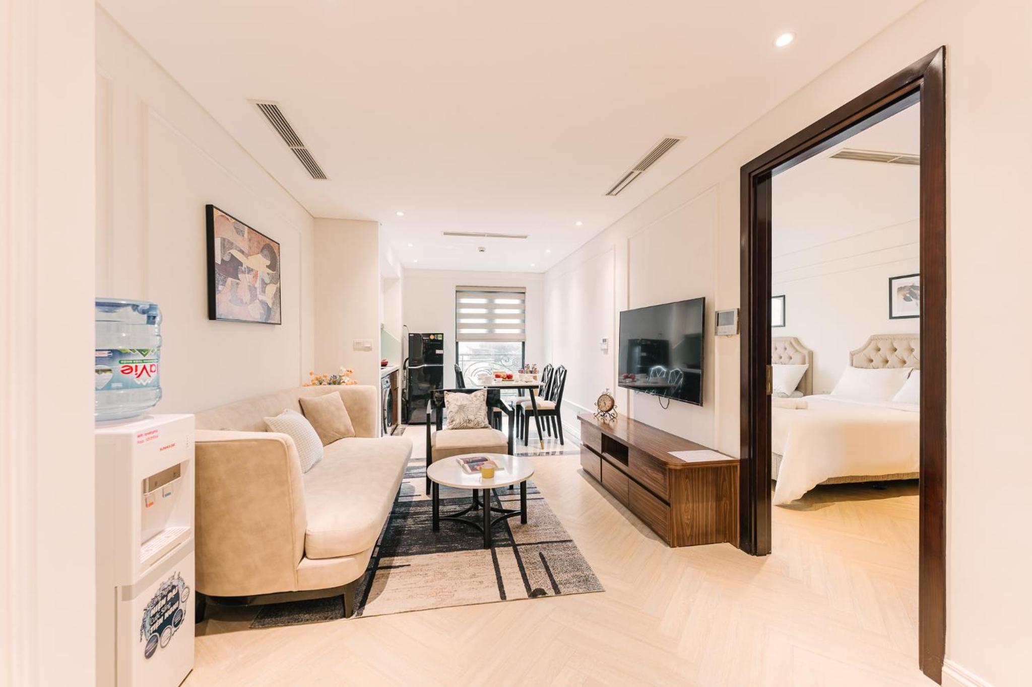 T Place Luxury Apartment Hoan Kiem Lake by SSens Homes