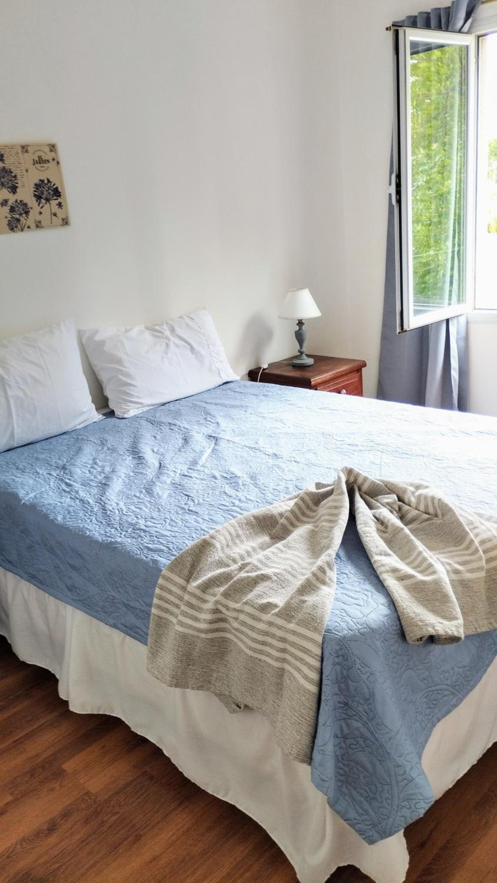 Golondrinas Suites, depto céntrico con ascensor y cochera