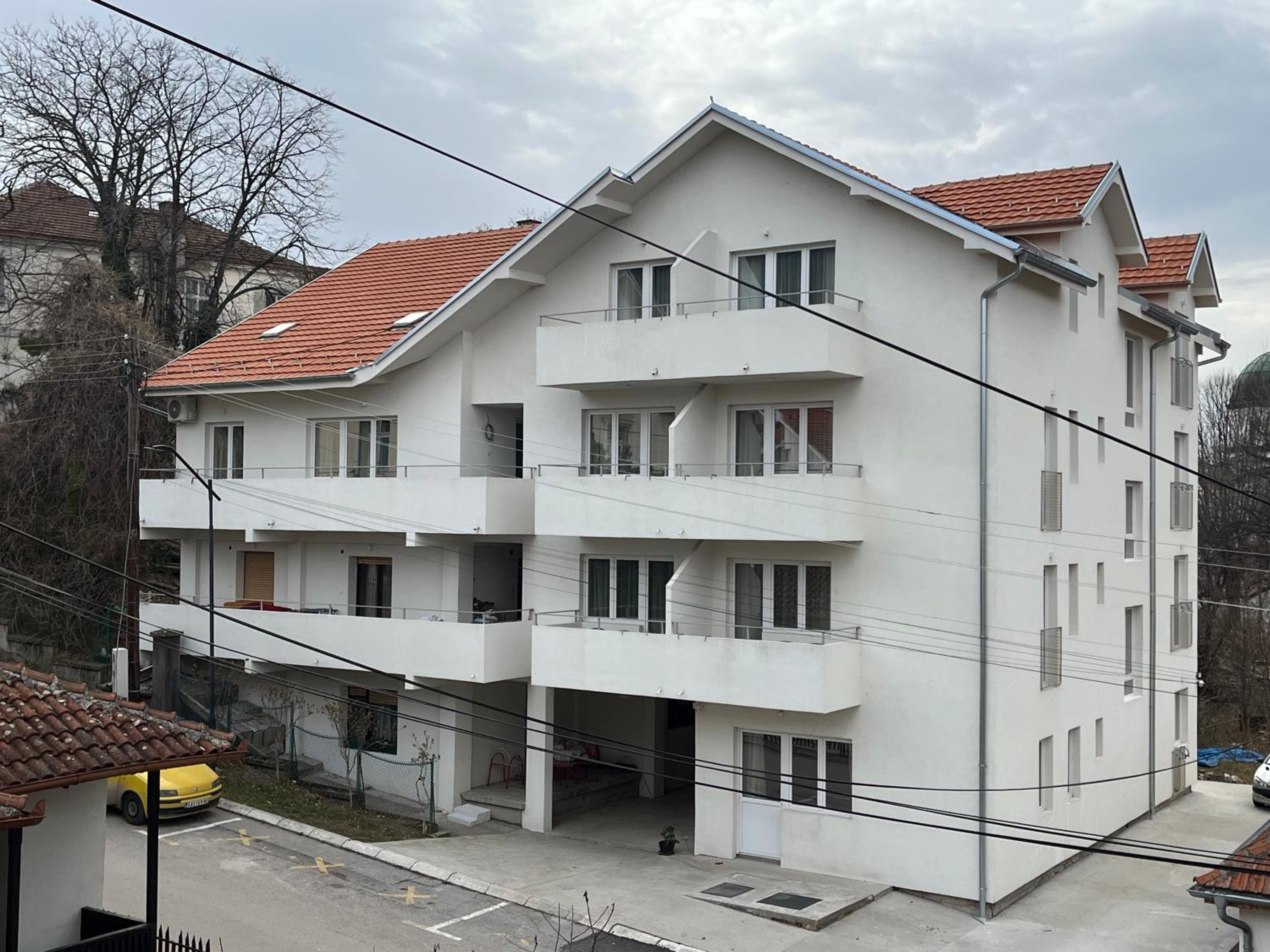 Smeštaj Milutinn-Trešnja, centar Sokobanje, iza Miloševog konaka view 4
