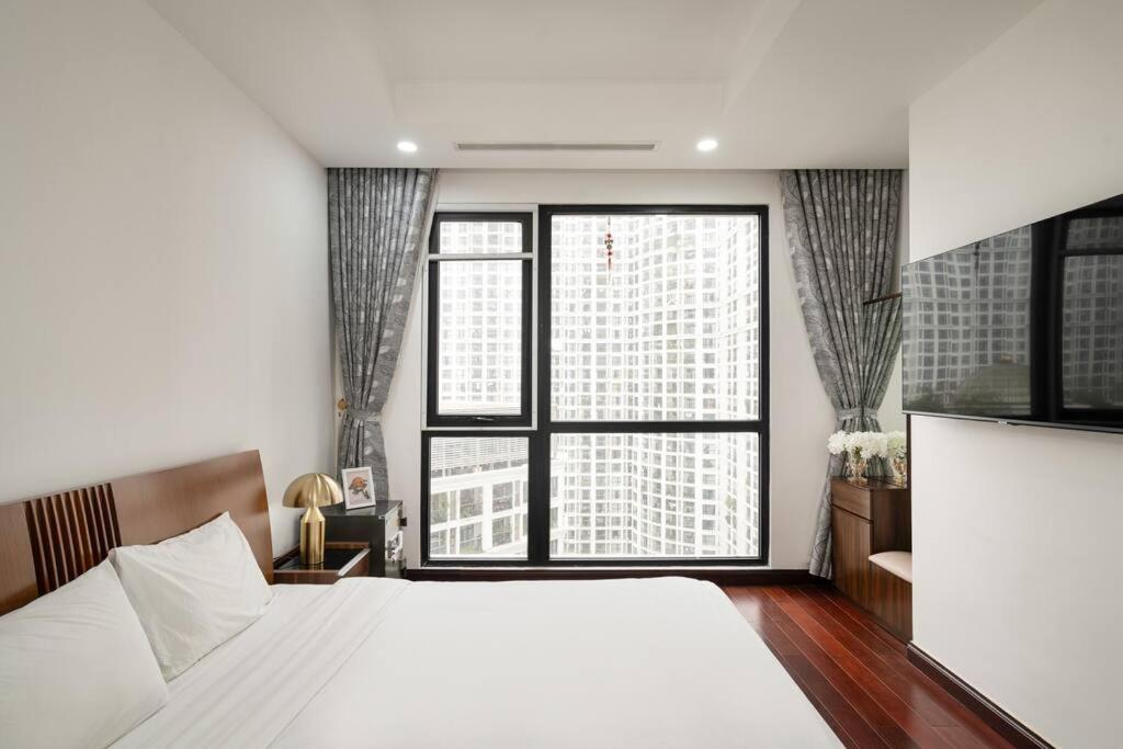 Chizzhousing_Vinhomes Royal City_2BR Apartment