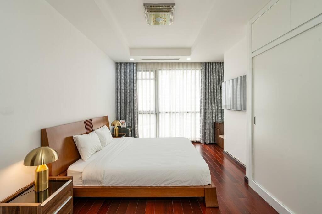 Chizzhousing_Vinhomes Royal City_2BR Apartment