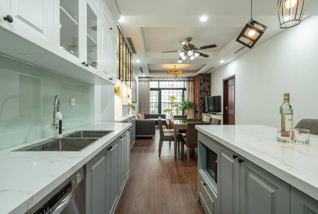 Chizzhousing_Vinhomes Royal City_2BR Apartment