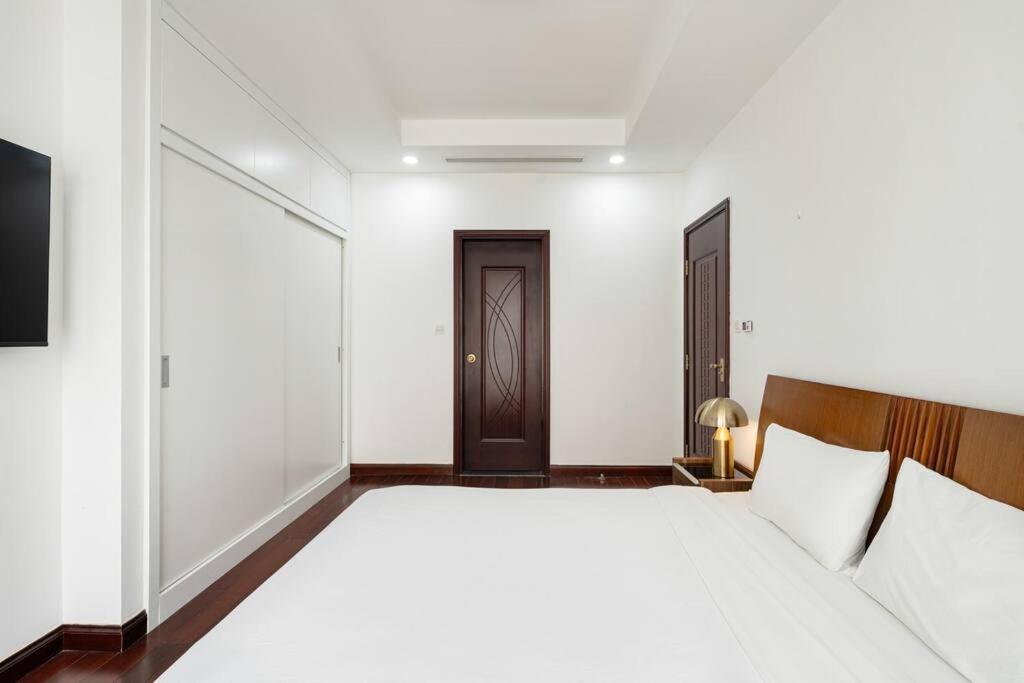 Chizzhousing_Vinhomes Royal City_2BR Apartment