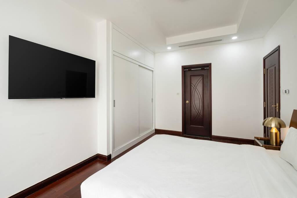Chizzhousing_Vinhomes Royal City_2BR Apartment