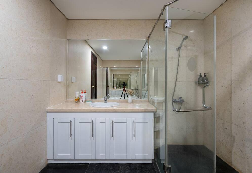 Chizzhousing_Vinhomes Royal City_2BR Apartment