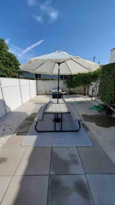 Los Angeles Vacations - Villa Kalina - Property Image 9
