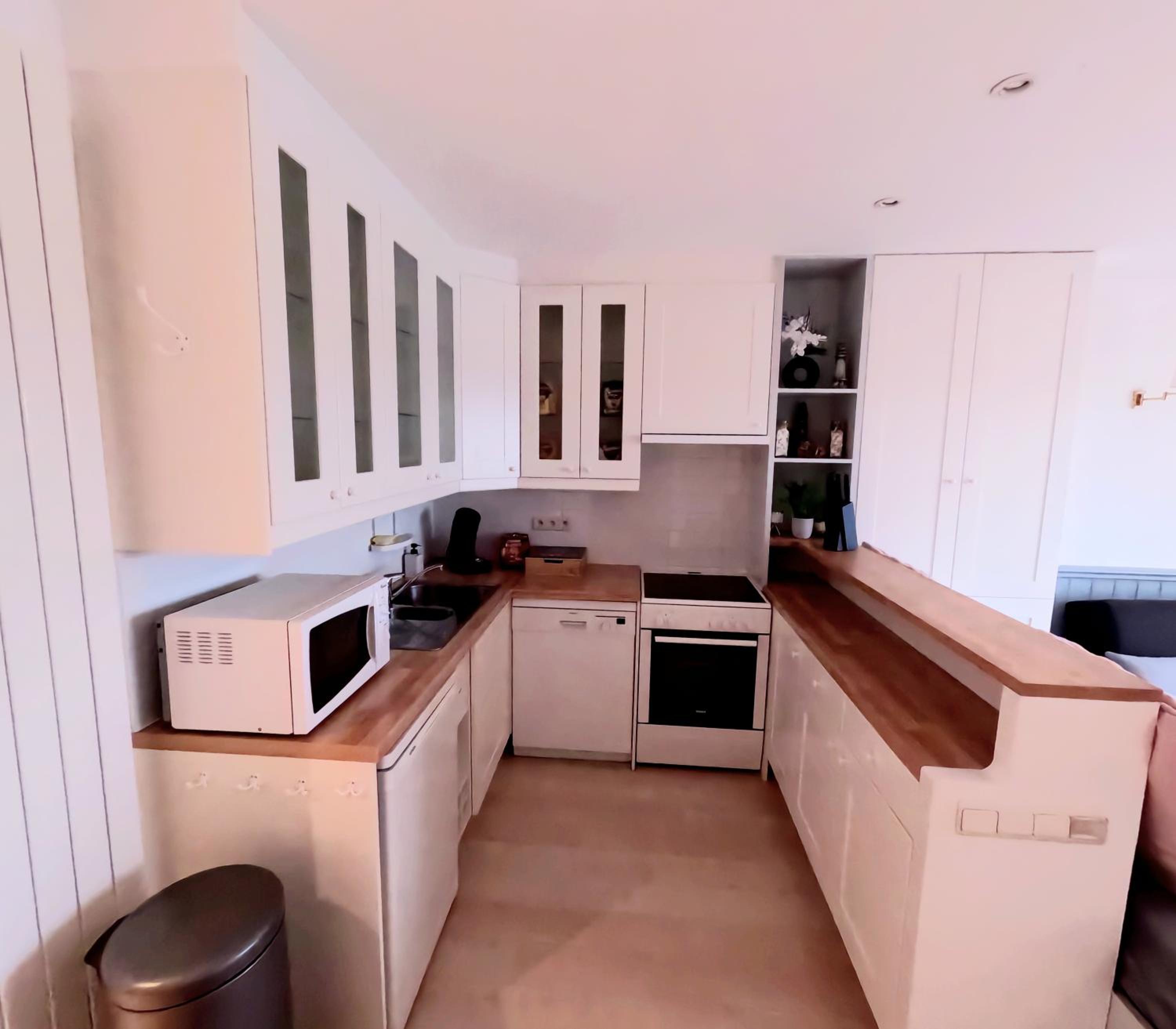 Skyline suite 2