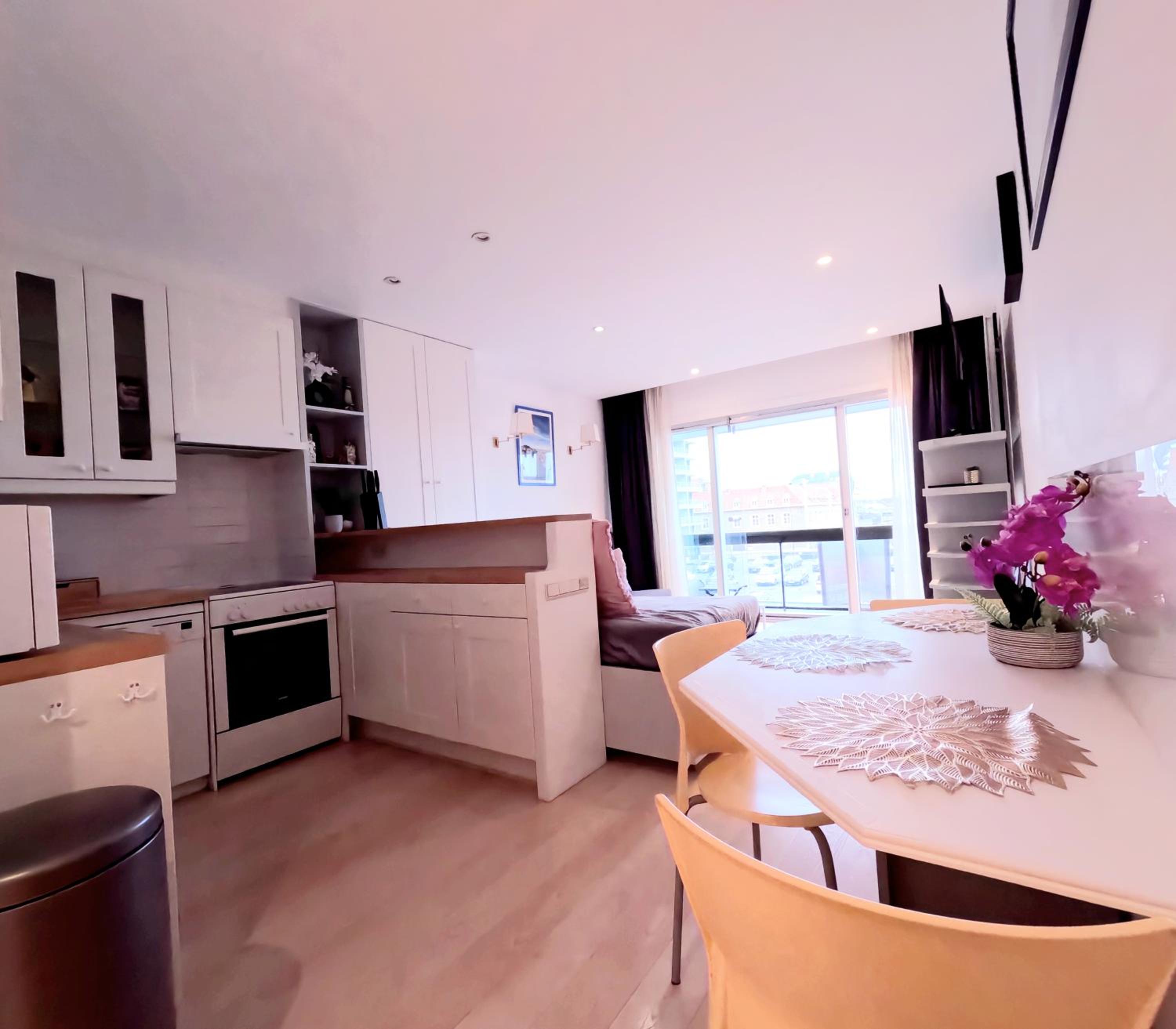 Skyline suite 2