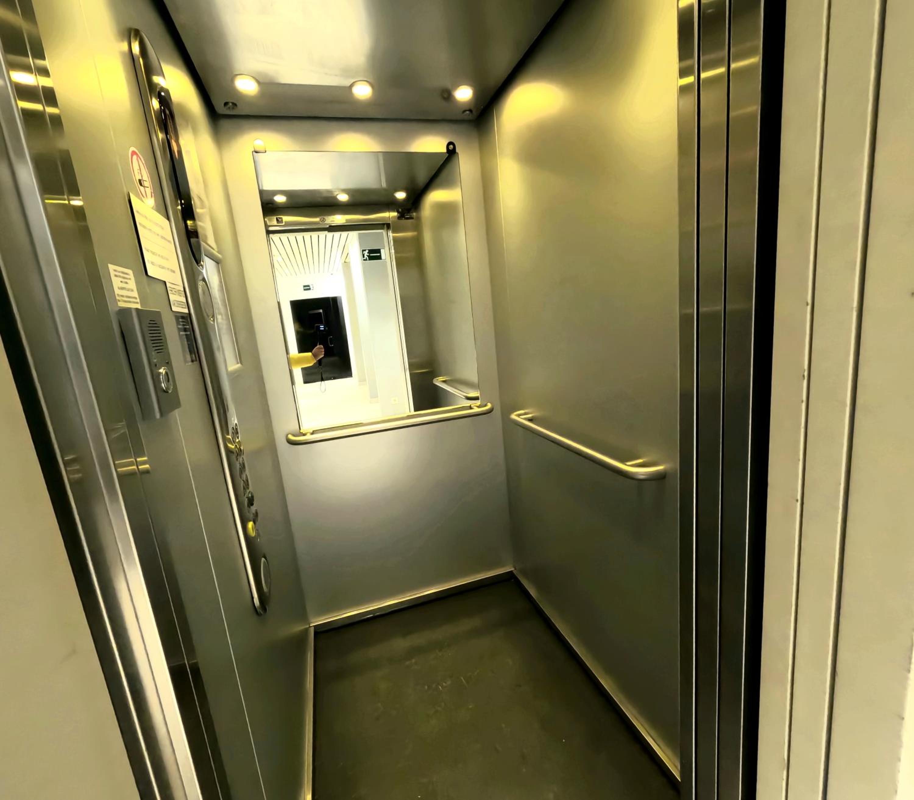 Skyline suite 2