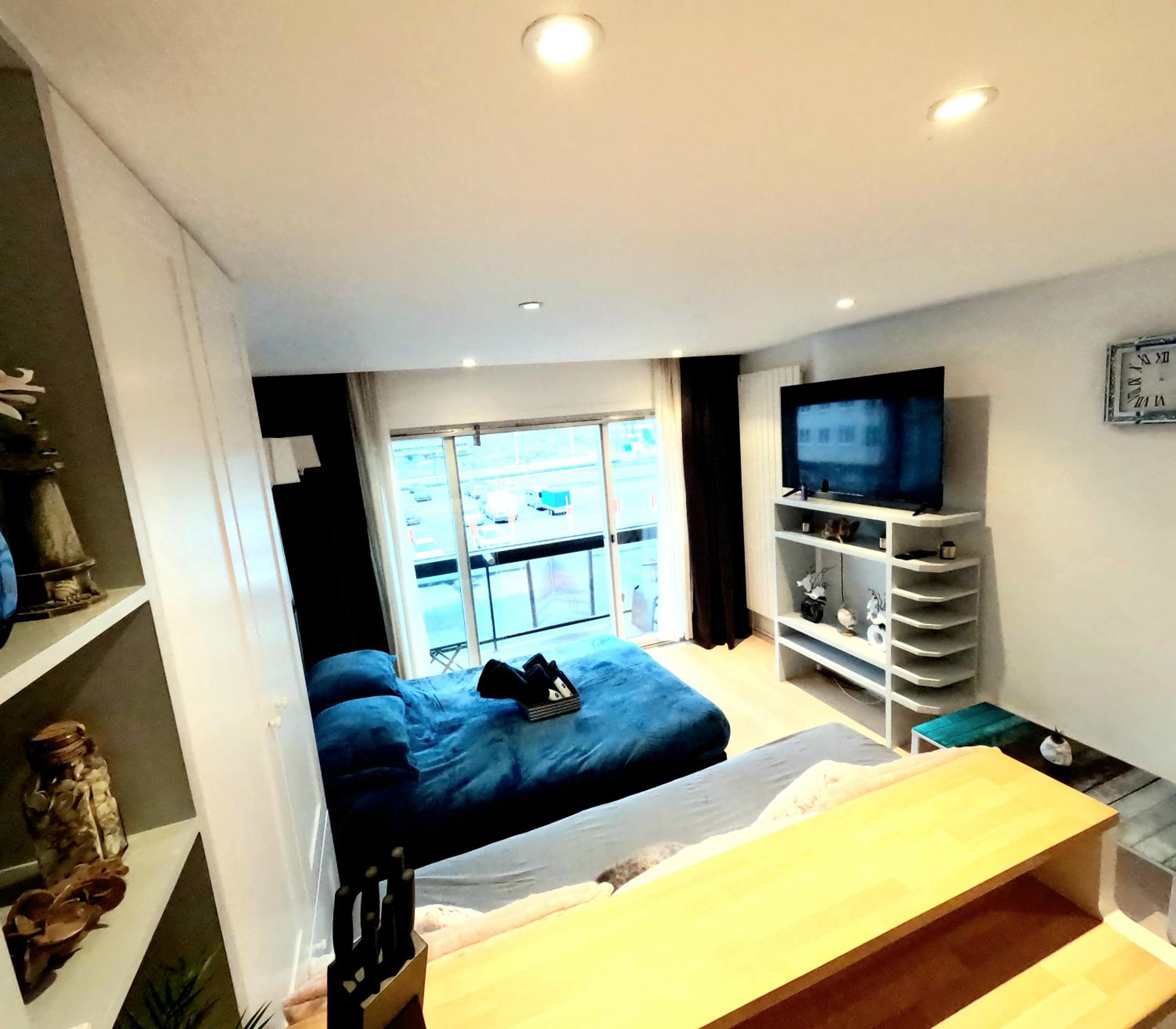 Skyline suite 2