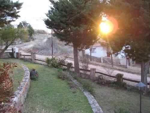 Maria Victoria Casas de campo