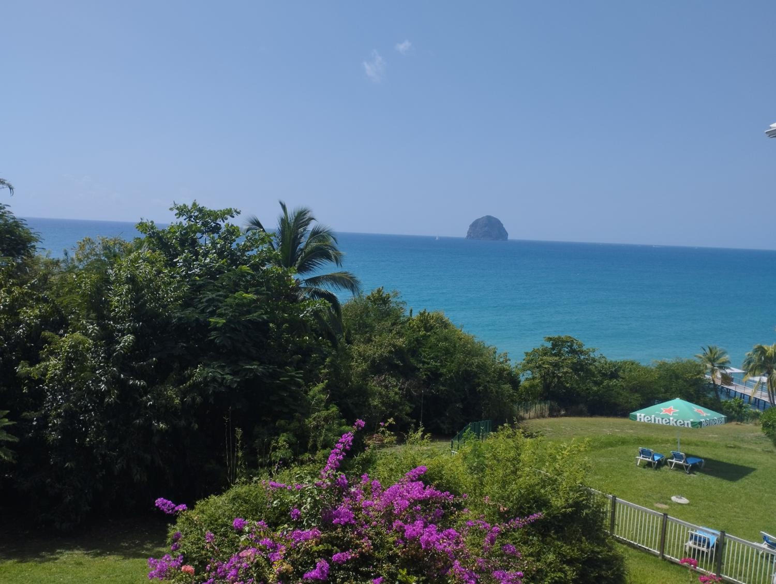Studio TOTI - Vue mer - Piscine - 4pers view 2