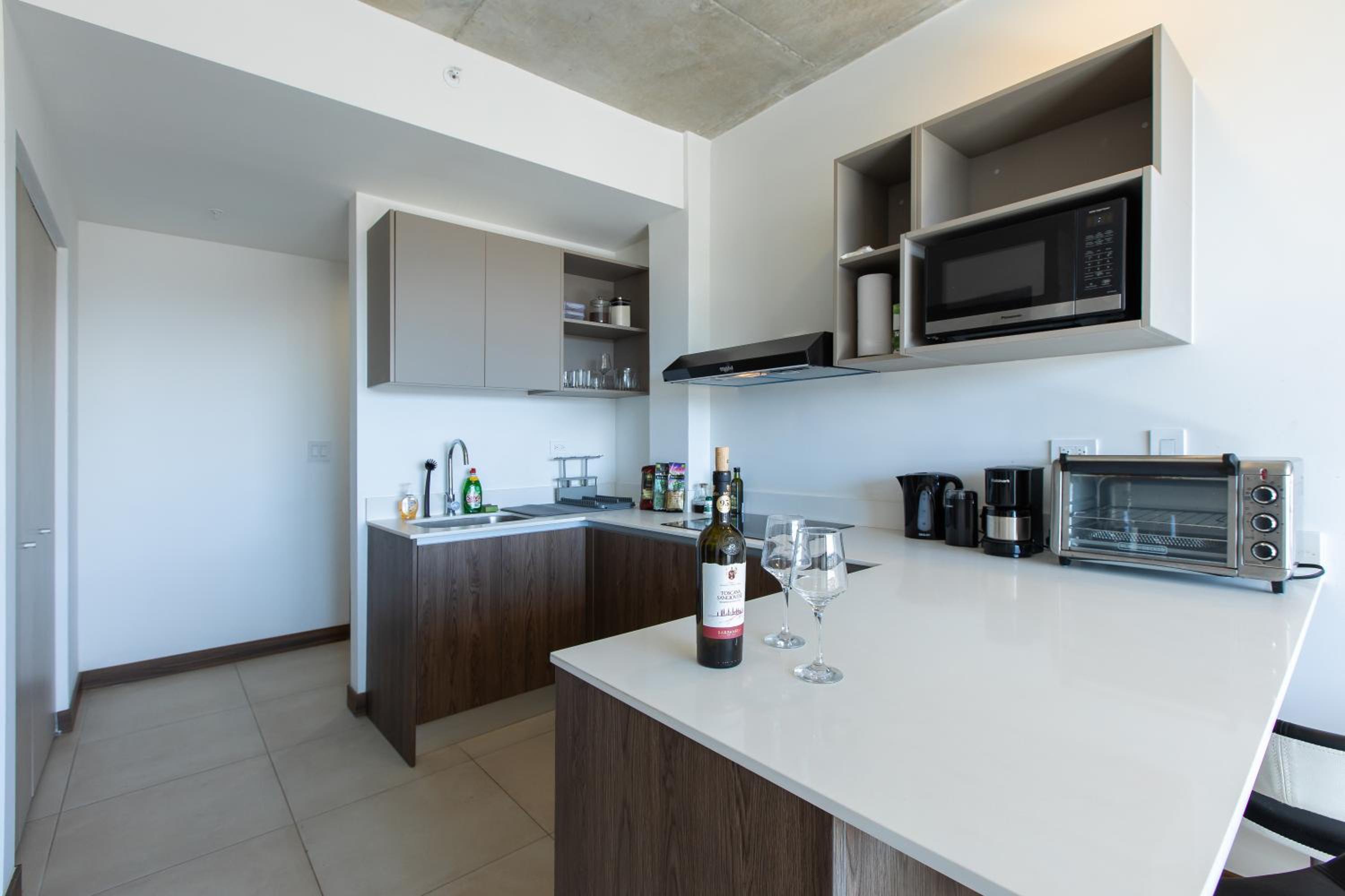 Modern Work & Stay Apt