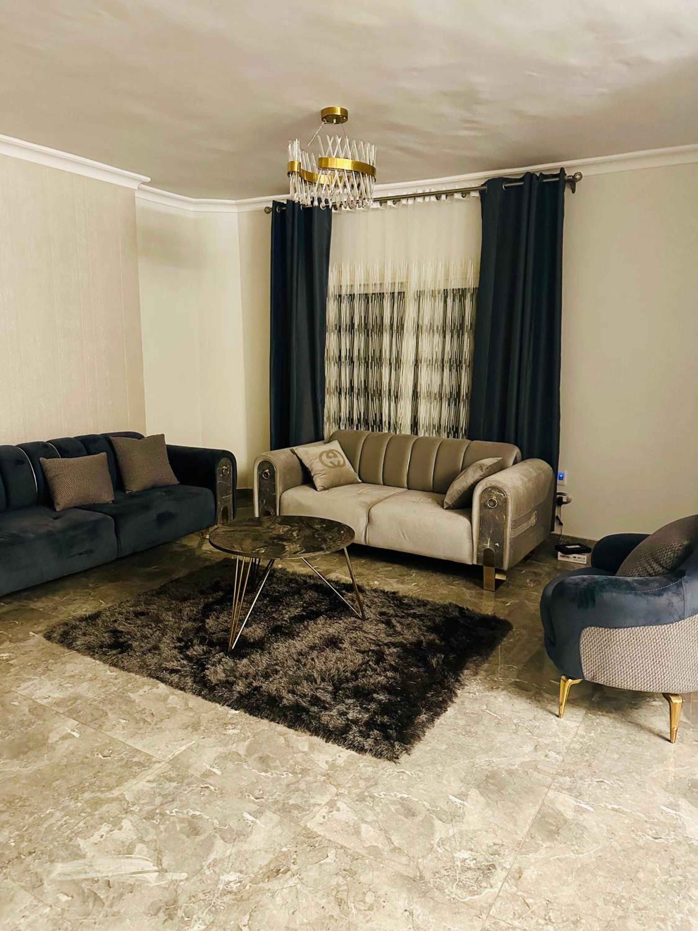 Modern Comfy Flat