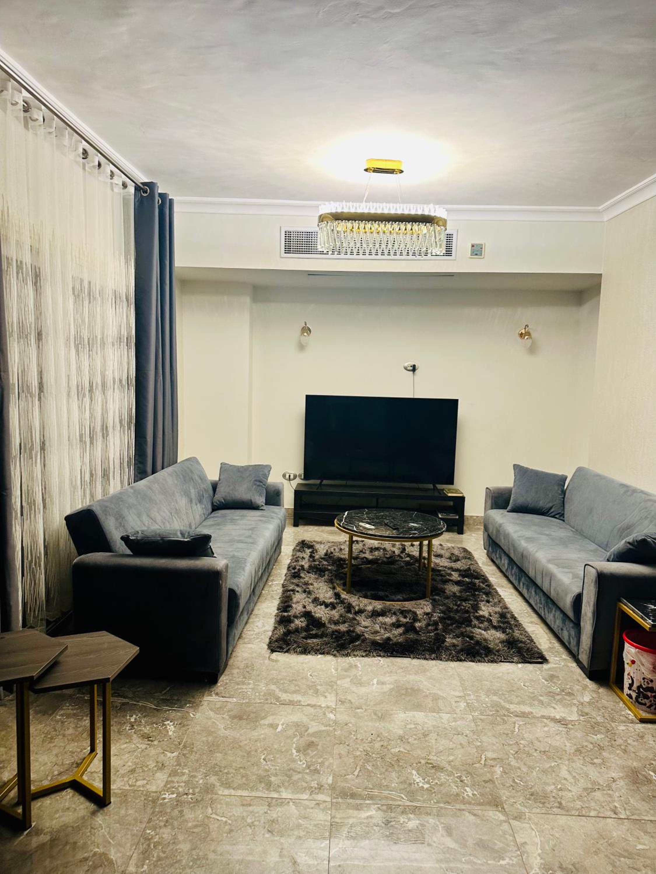 Modern Comfy Flat