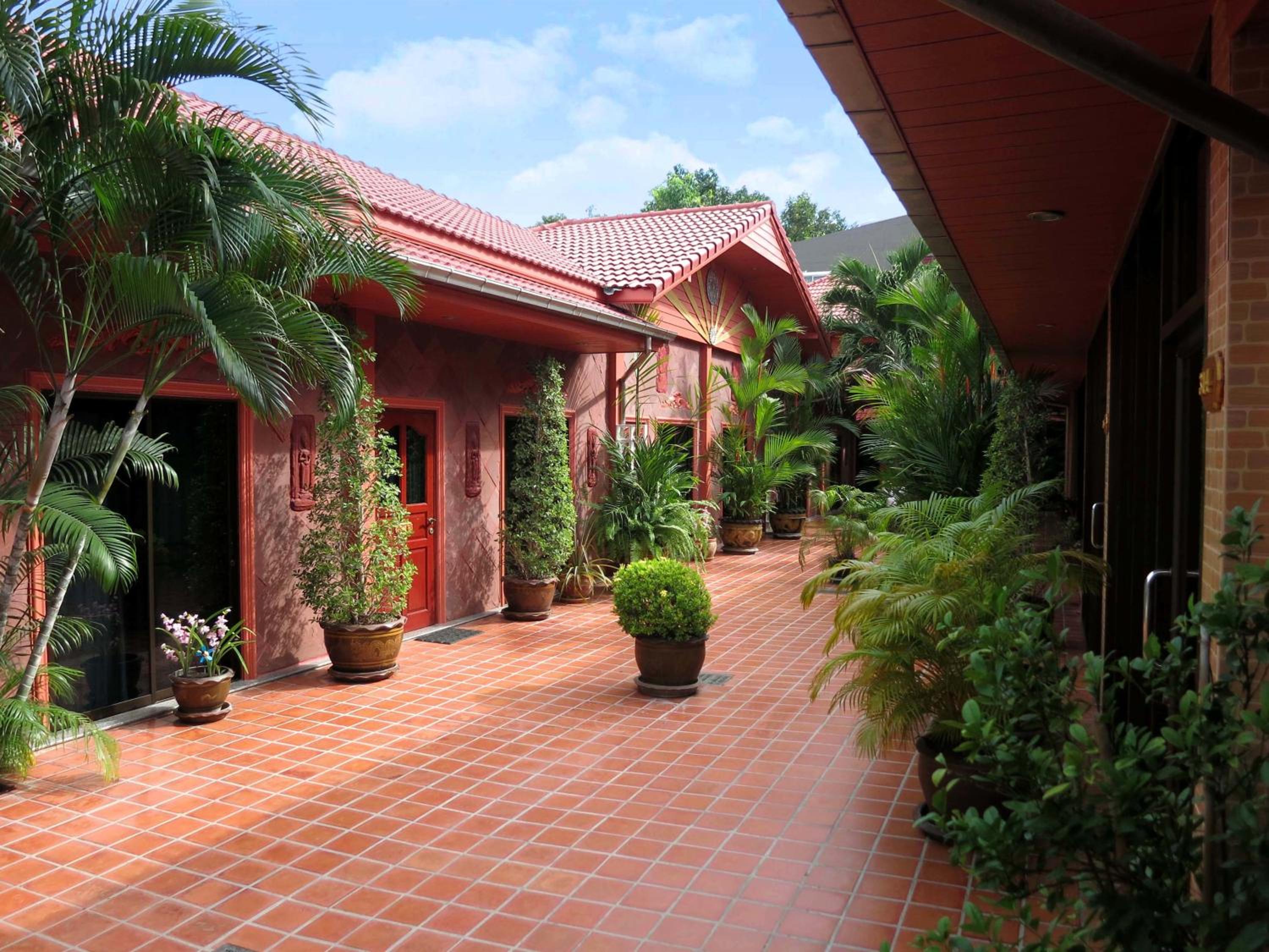 Magadan Residence
