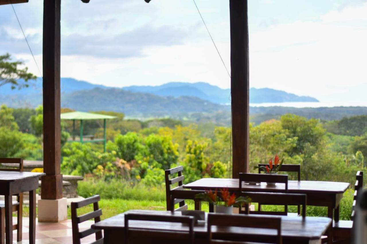 Tarcoles Birding Lodge