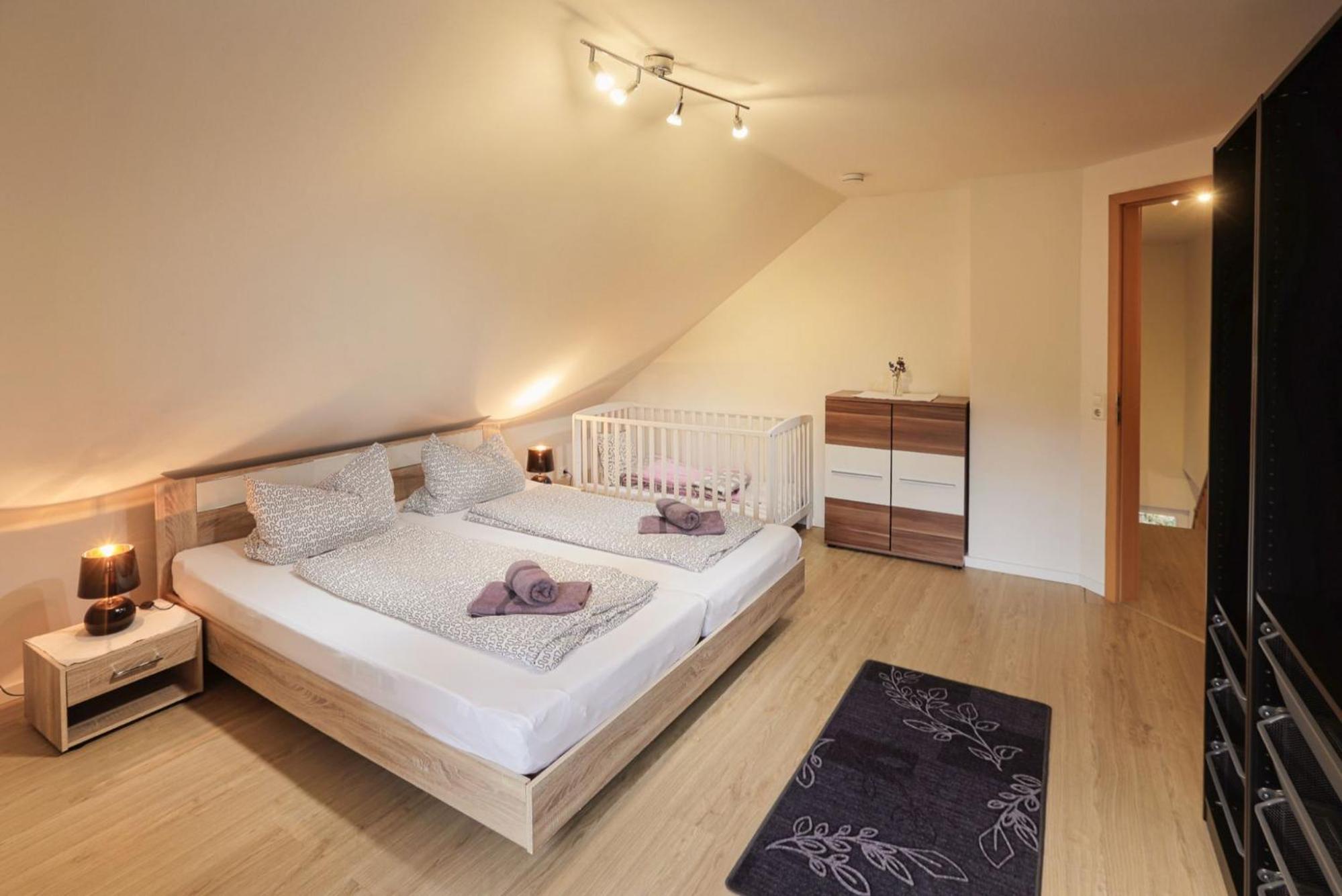 Ferienhaus Kleine Kinzig: Idyllisch | Sauna | Hot Tub | Kamin