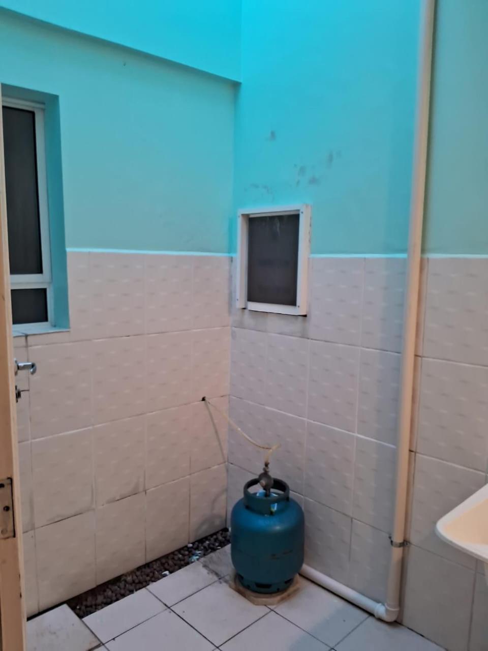 SOBRADO-BERTIOGA-Uso exclusivo para grupos de até 12 pessoas em 1 até 4 suítes